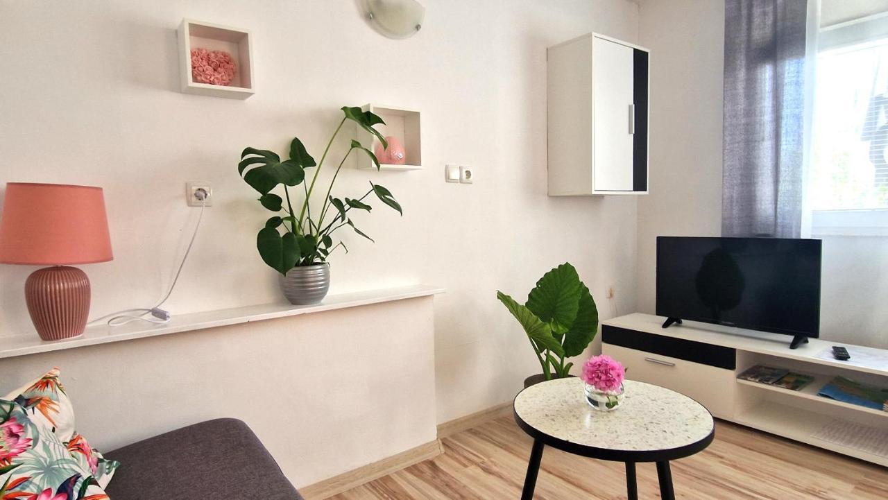 Apartment Jagoda Krk Town Exterior photo